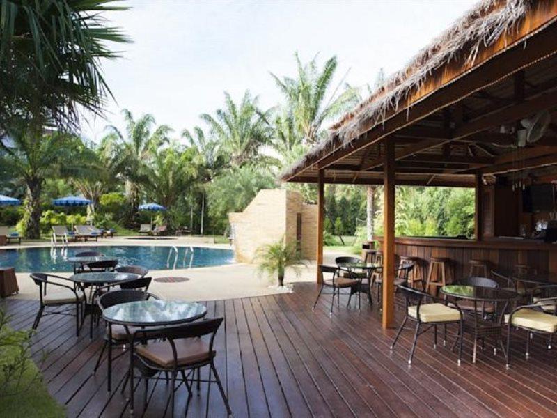 Chaba Kata Beach Hotel Exterior photo