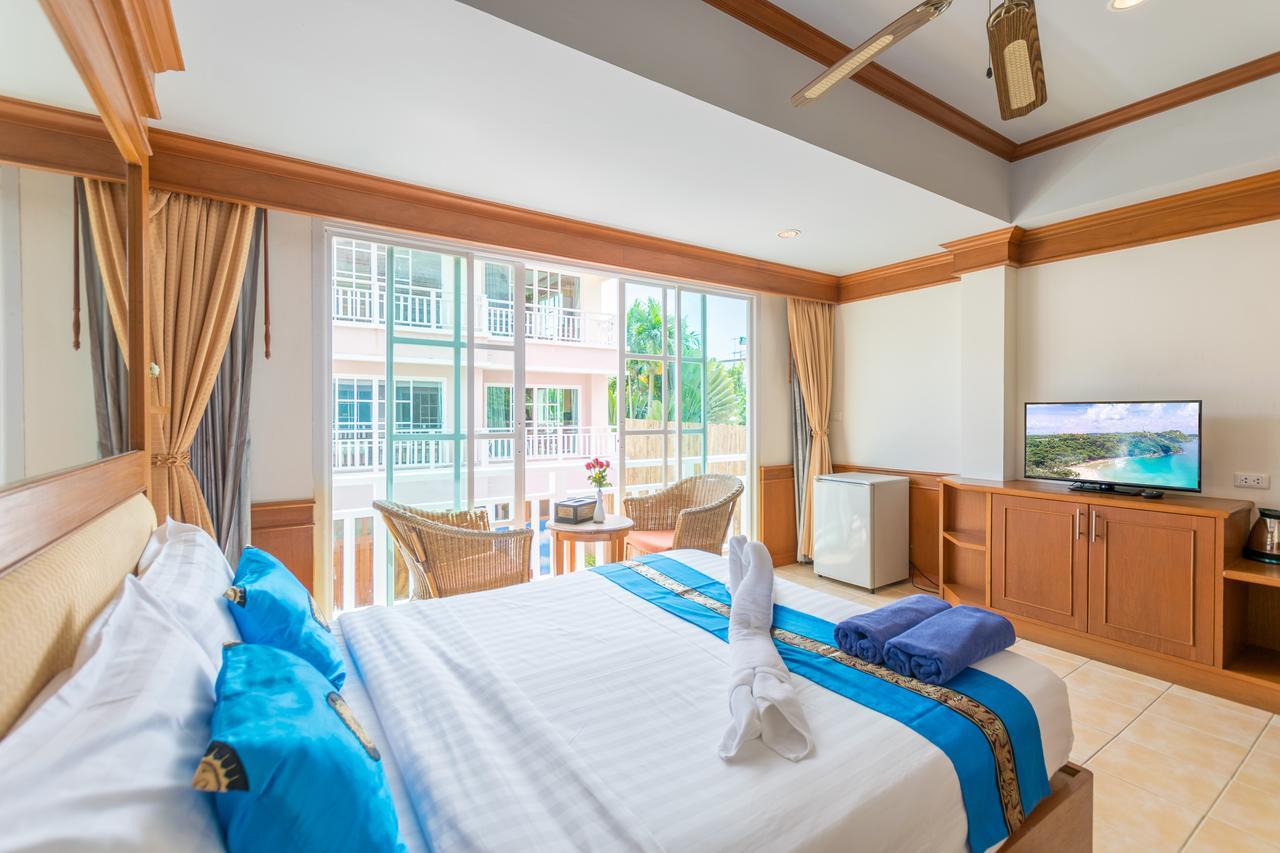 Chaba Kata Beach Hotel Room photo