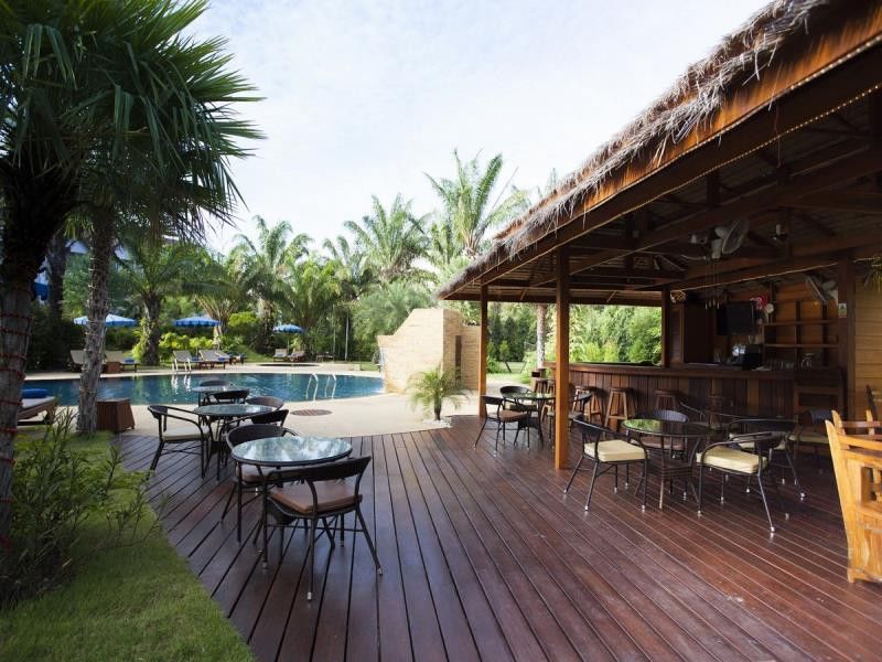 Chaba Kata Beach Hotel Exterior photo